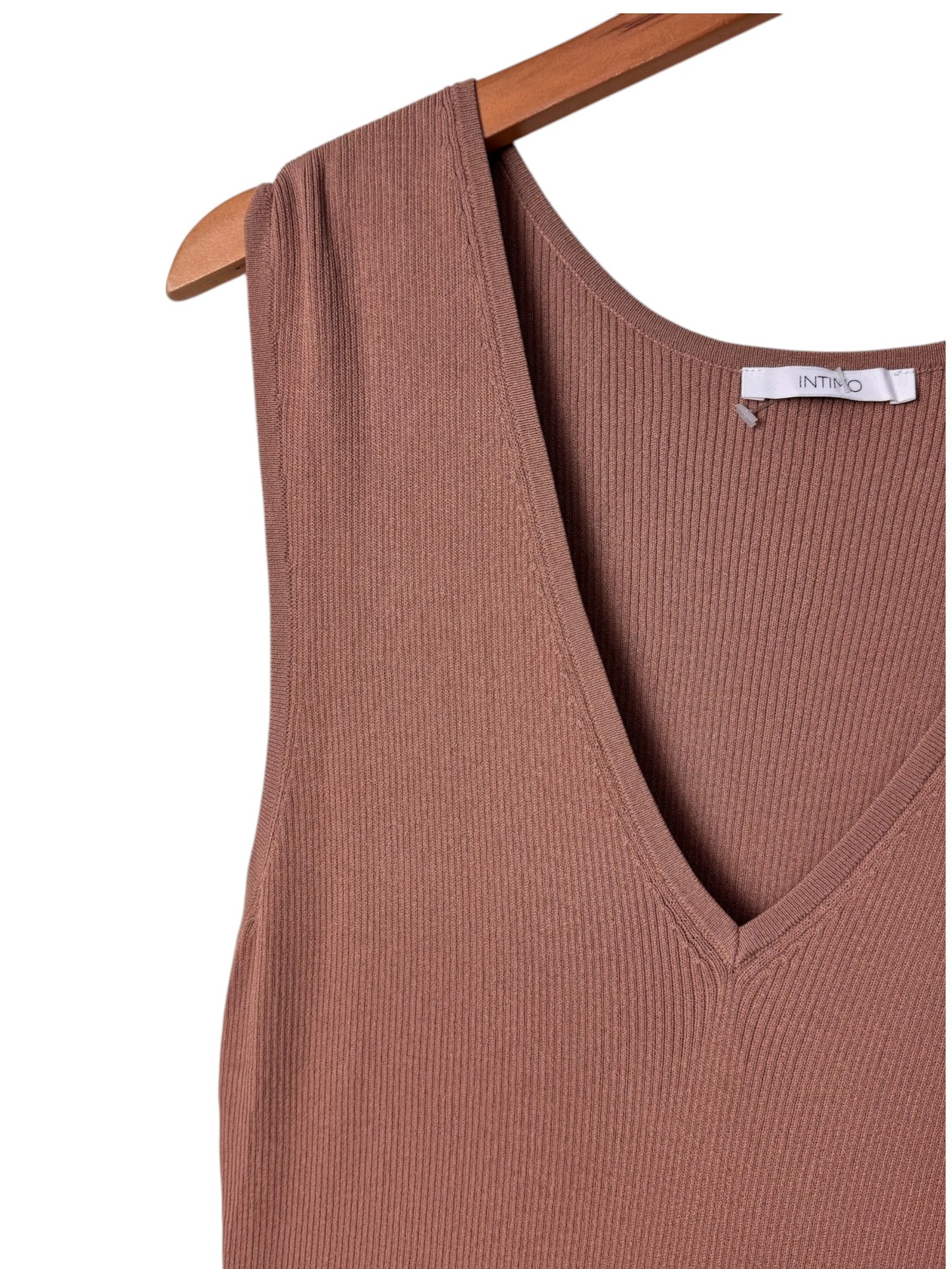 Sleeveless Knit Maxi Dress