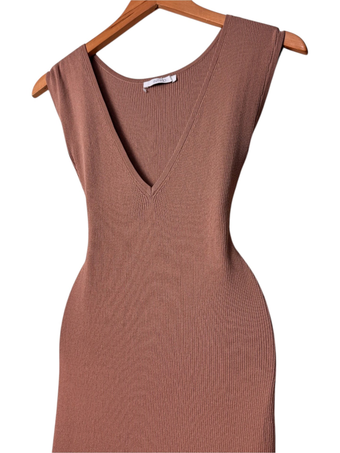 Sleeveless Knit Maxi Dress