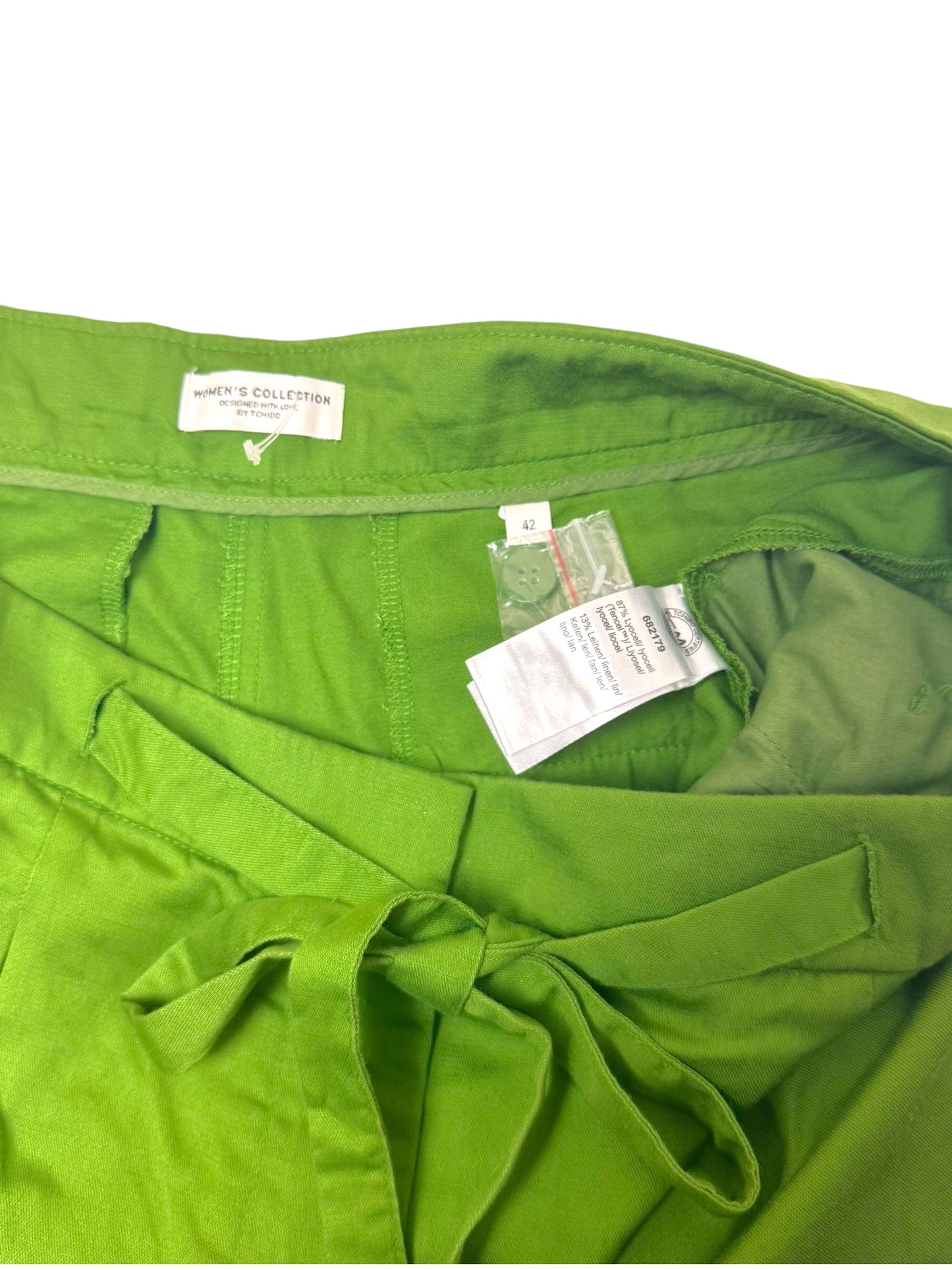 Tchibo Green Relaxed Shorts with Adjustable Waist Tie