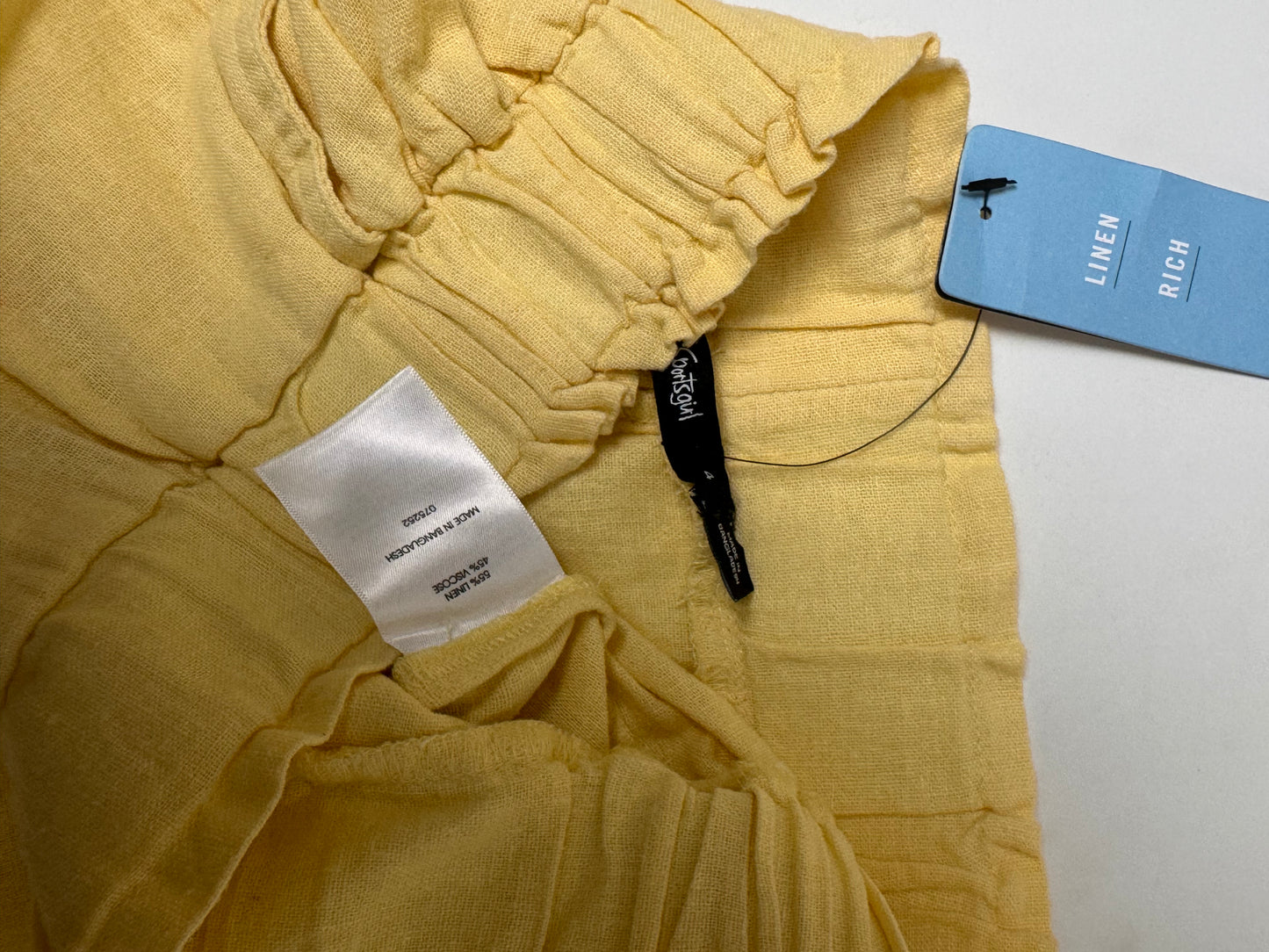 Sportsgirl Yellow Linen Blend Relaxed Shorts – Size 4UK