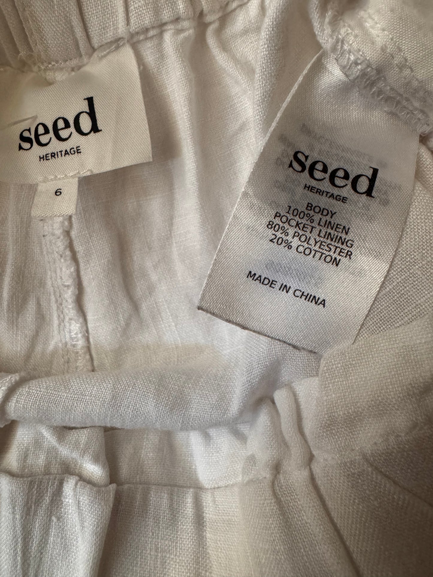 White Linen Relaxed Shorts - Small