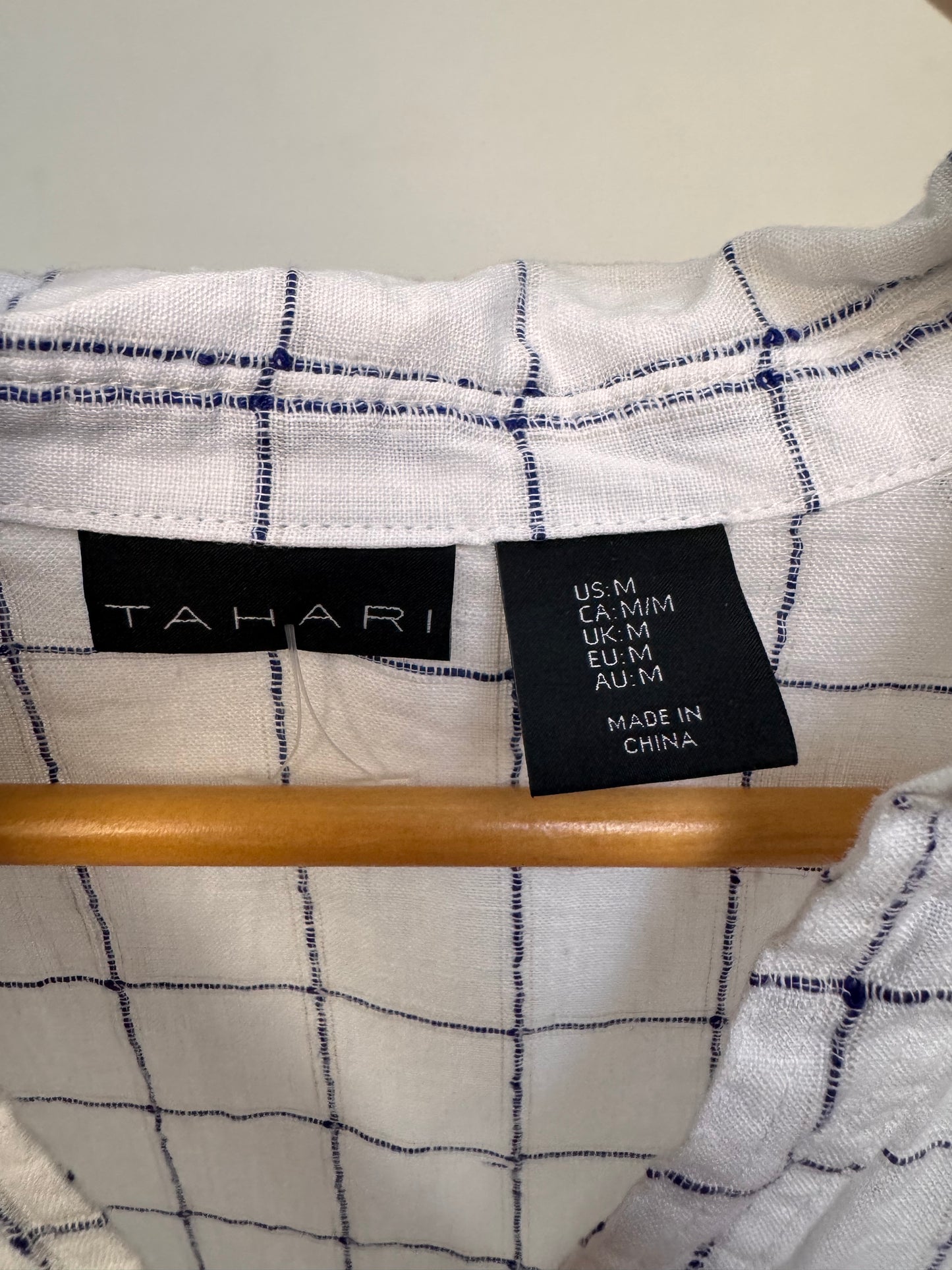 Tahari White Checked Linen Short Sleeve Top