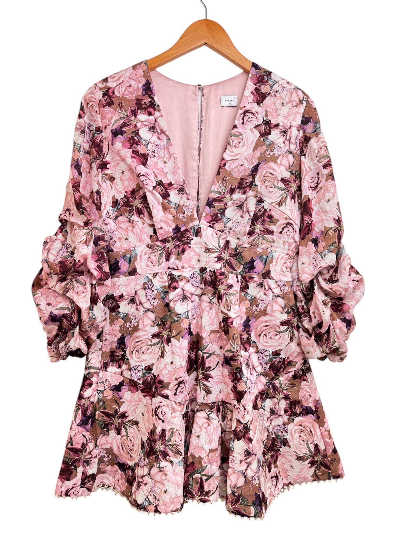 Sheike Dainty Floral Linen-Textured Dress – Luxe & Feminine Elegance