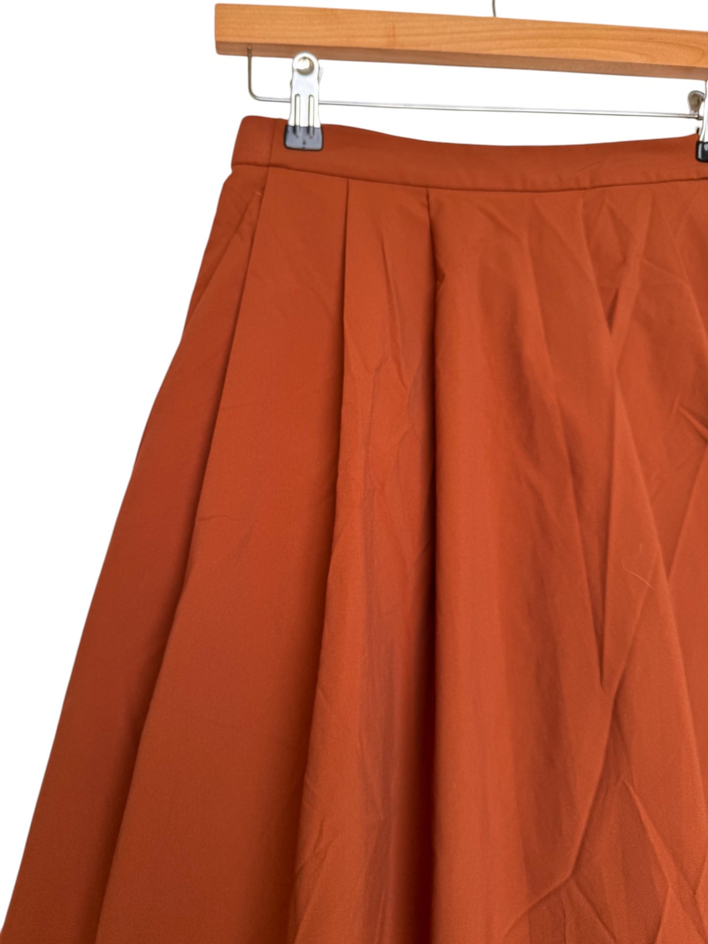 Uniqlo Terracotta Pleated Balloon Midi Skirt