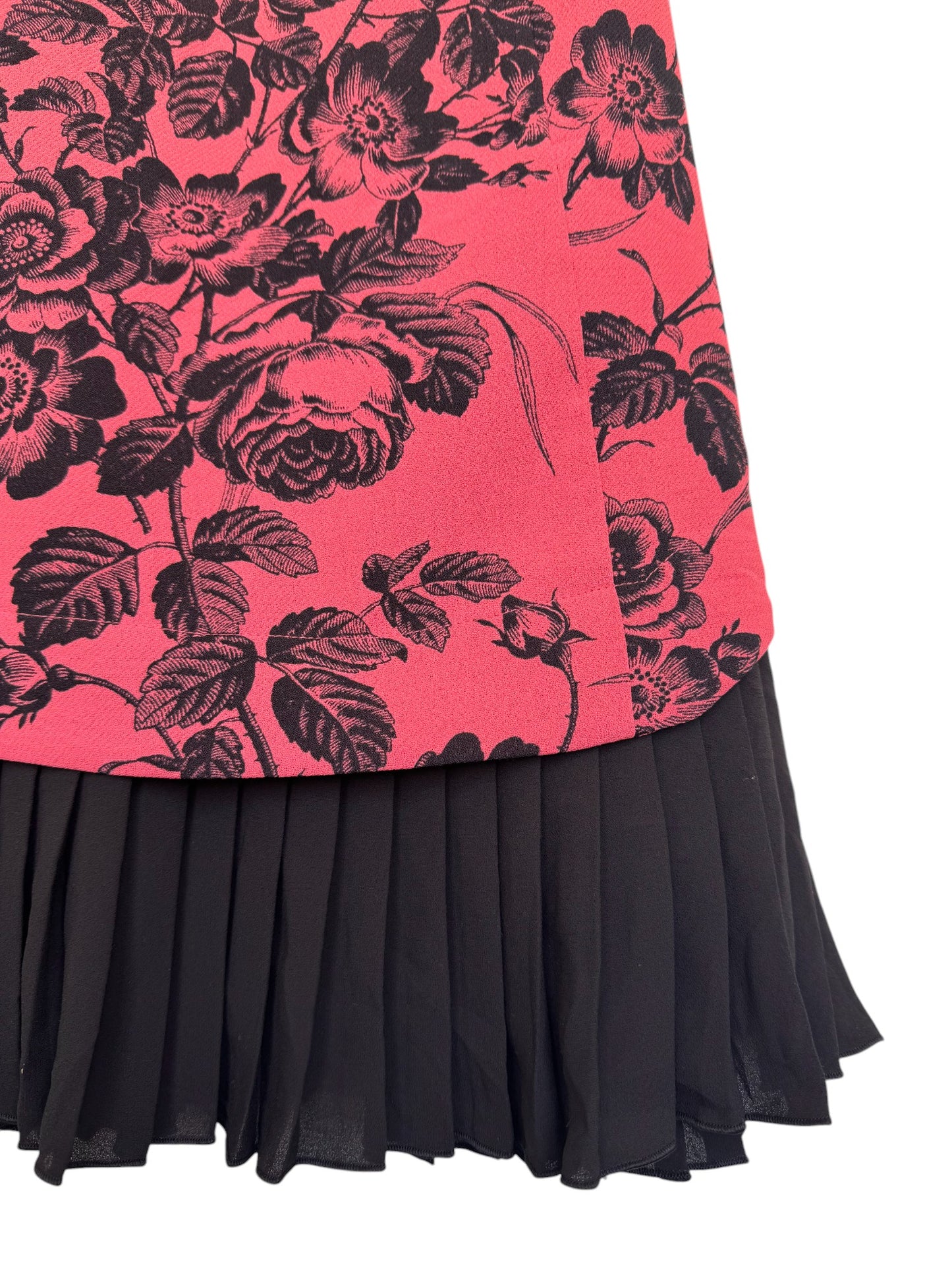 CUE Floral Mandarin Collar Dress with Pleated Black Mermaid Hem – Elegant, Statement-Making Style