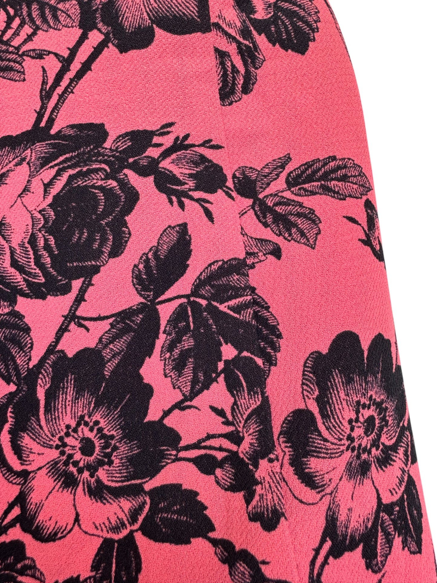CUE Floral Mandarin Collar Dress with Pleated Black Mermaid Hem – Elegant, Statement-Making Style