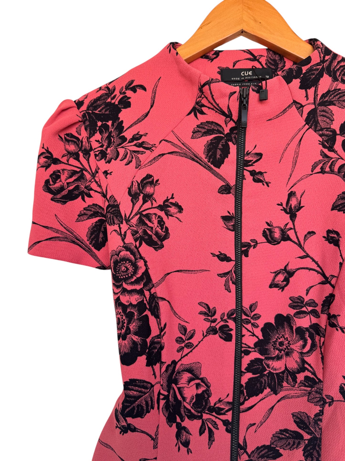 CUE Floral Mandarin Collar Dress with Pleated Black Mermaid Hem – Elegant, Statement-Making Style