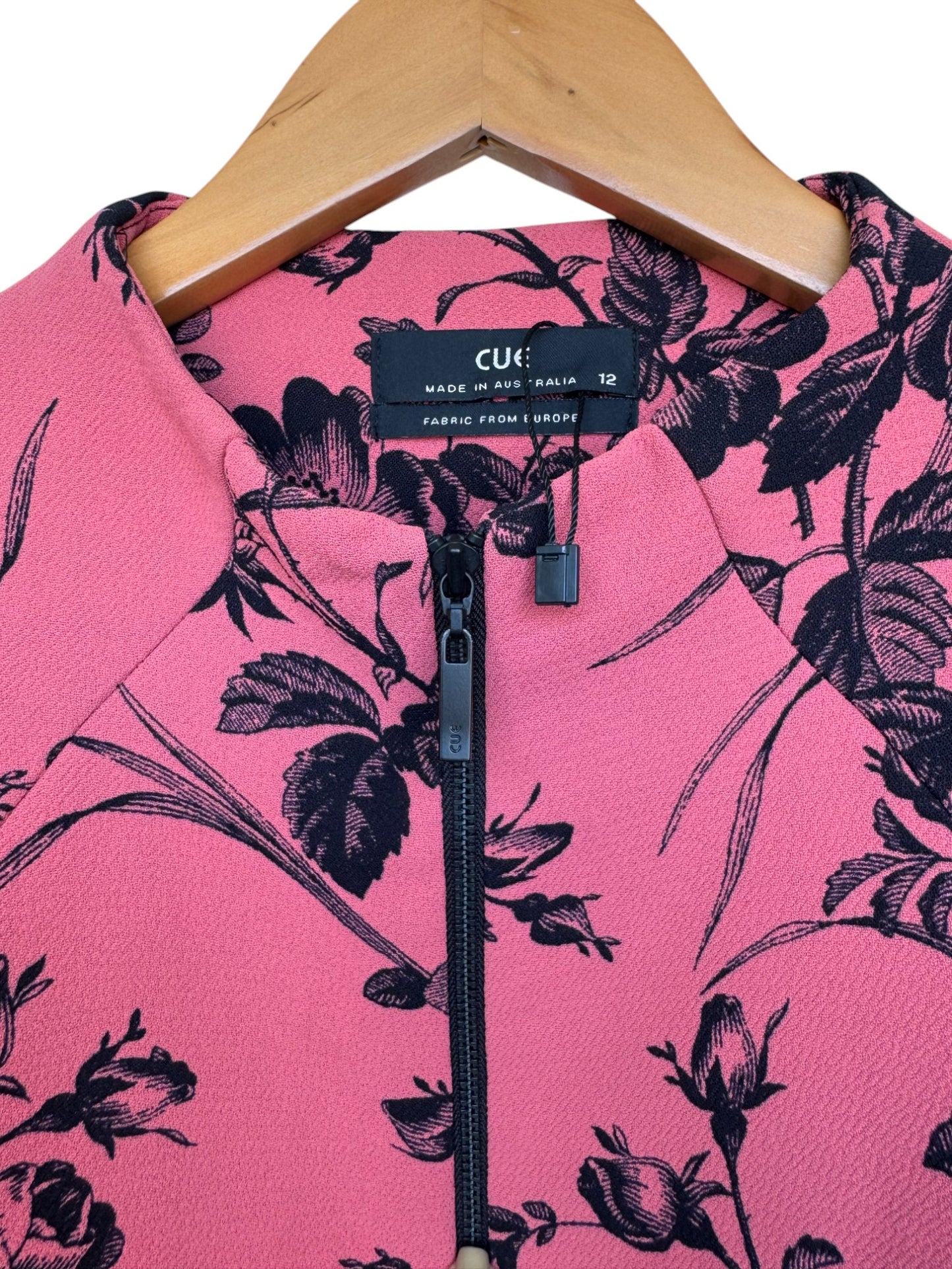 CUE Floral Mandarin Collar Dress with Pleated Black Mermaid Hem – Elegant, Statement-Making Style
