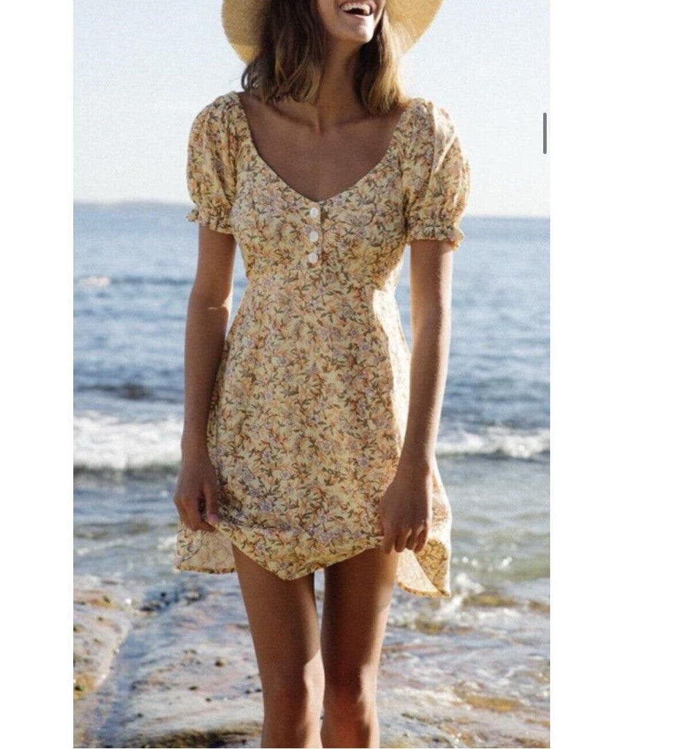 KIVARI Yellow Floral Mini Dress – New with Tags