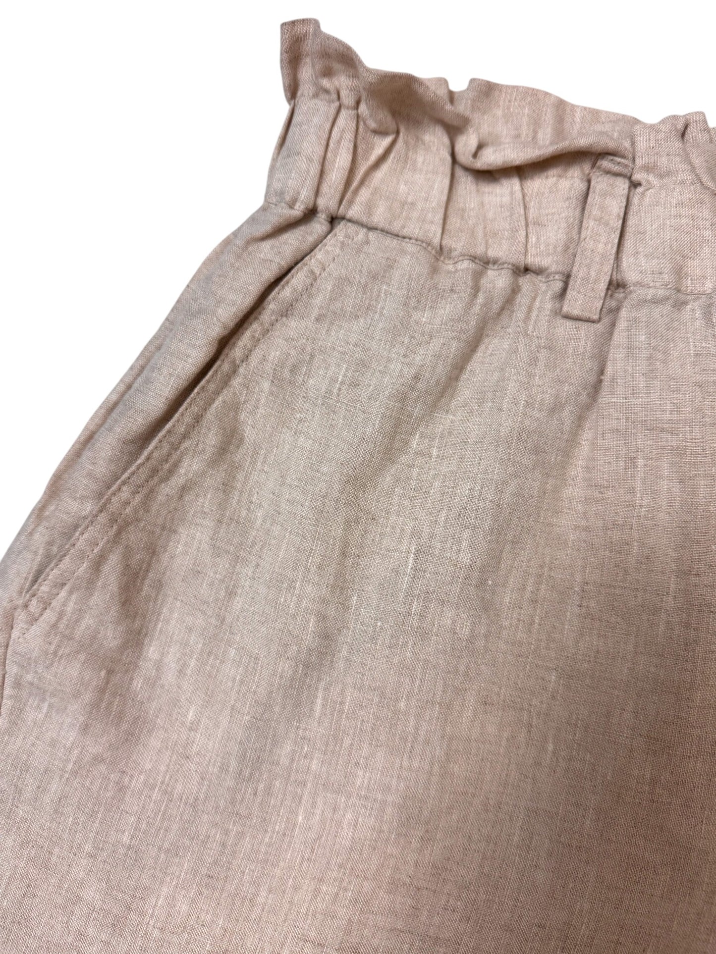 High-waist Linen Shorts
