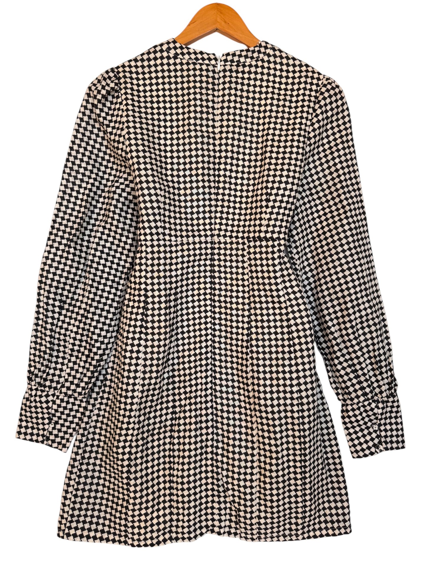 DISSH Gaia Houndstooth Linen Cocktail Dress – Timeless Elegance & Luxury