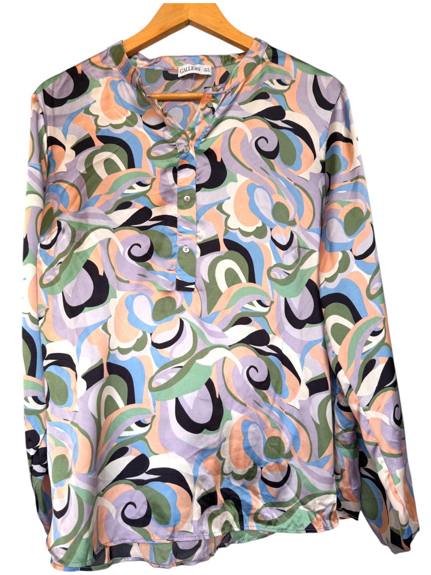 Gallery Satin Blouse – Abstract Paisley Elegance
