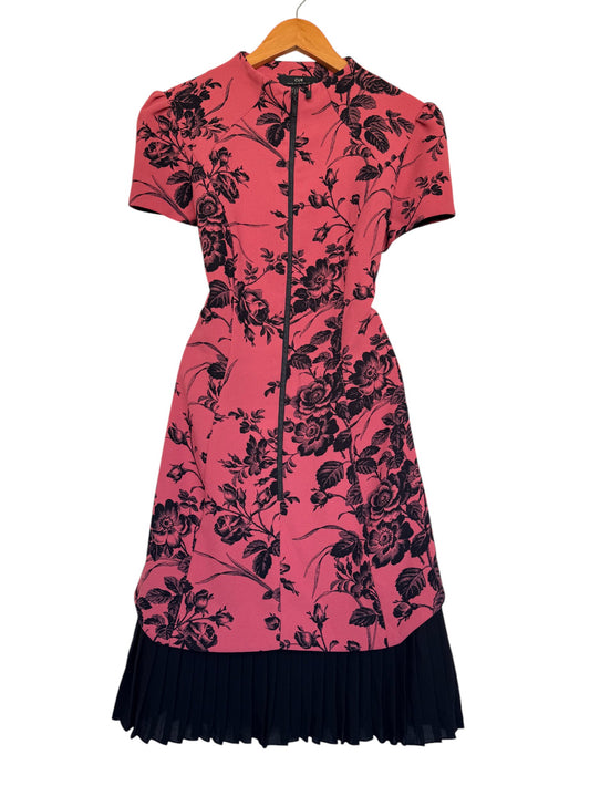 CUE Floral Mandarin Collar Dress with Pleated Black Mermaid Hem – Elegant, Statement-Making Style
